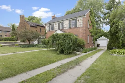 206 North Highland Avenue Rockford IL 61107