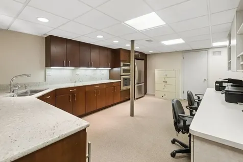2445 Vicki Lane Northbrook IL 60062