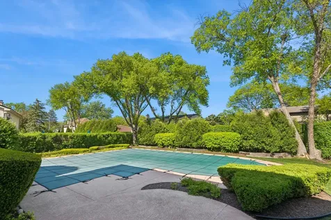 2445 Vicki Lane Northbrook IL 60062
