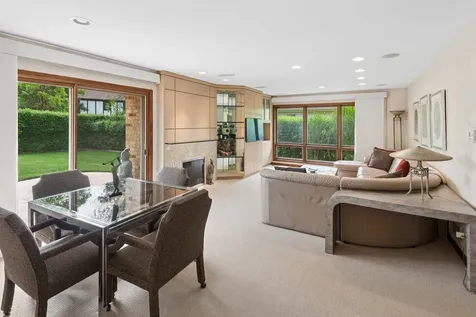 2445 Vicki Lane Northbrook IL 60062