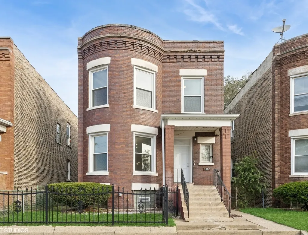 1754 East 73rd Street Chicago IL 60649