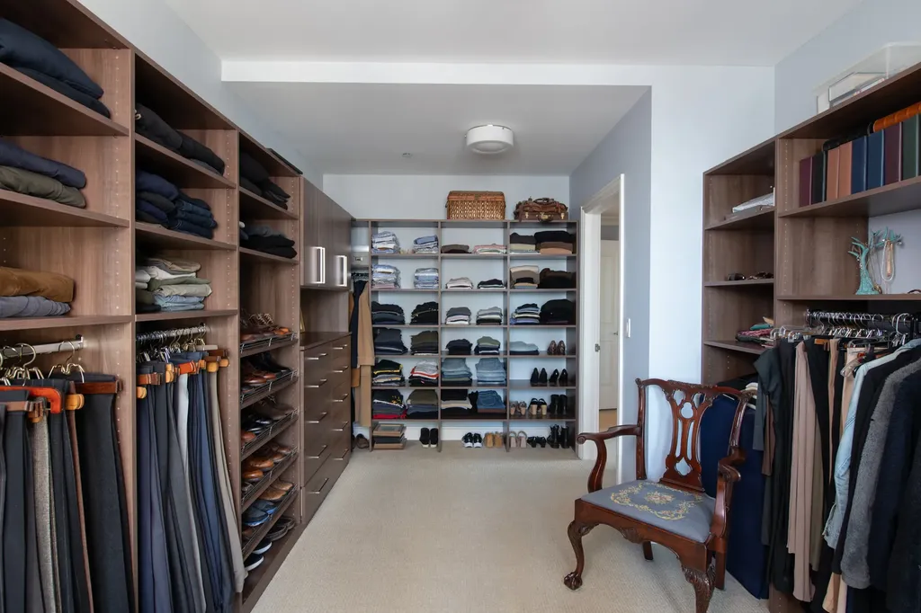 10 East Delaware Place Chicago IL 60611
