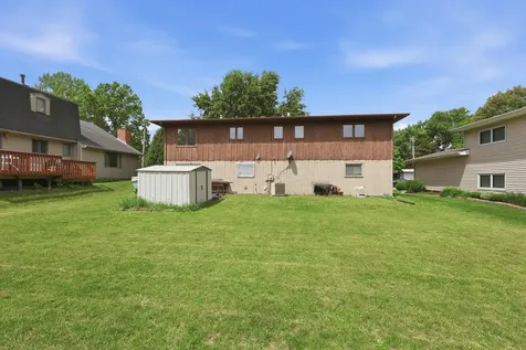 3007 46TH Street Rock Island IL 61201