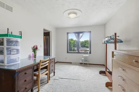 3007 46TH Street Rock Island IL 61201