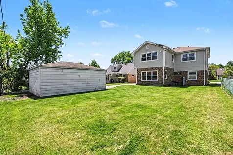 8243 North Ozanam Avenue Niles IL 60714