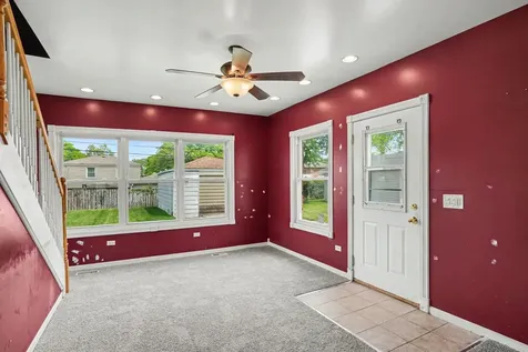 8243 North Ozanam Avenue Niles IL 60714