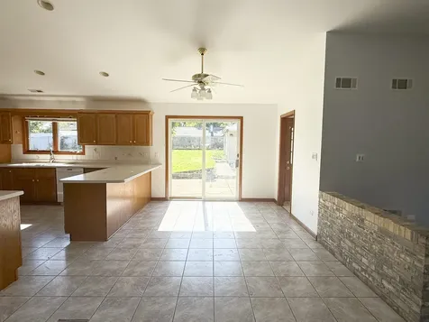 7706 Warwick Avenue Darien IL 60561