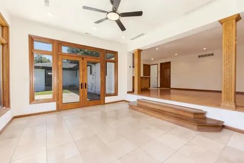 206 Imperial Drive Bloomington IL 61701
