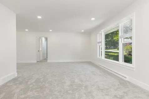 206 Imperial Drive Bloomington IL 61701