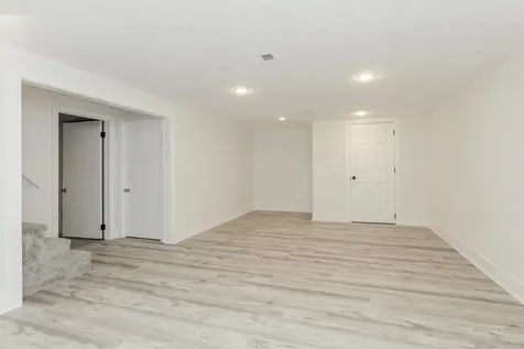 206 Imperial Drive Bloomington IL 61701