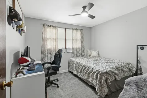 13109 Linder Avenue Crestwood IL 60418