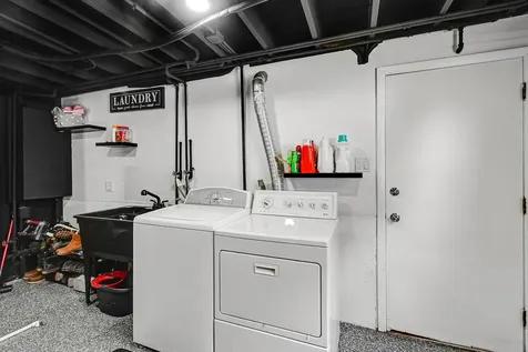 13109 Linder Avenue Crestwood IL 60418