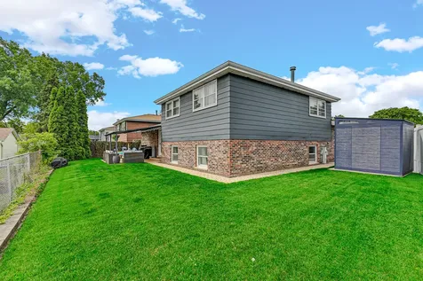 13109 Linder Avenue Crestwood IL 60418