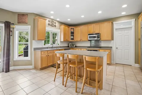 497 Widgeon Lane Bloomingdale IL 60108