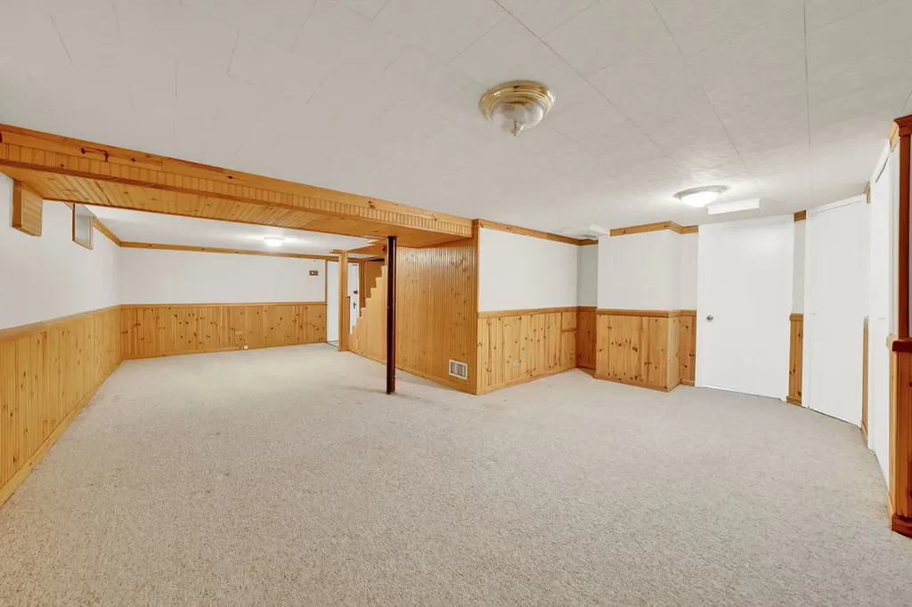 6219 North Lenox Avenue Chicago IL 60646