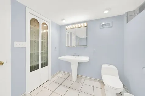 6219 North Lenox Avenue Chicago IL 60646