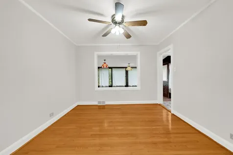 6219 North Lenox Avenue Chicago IL 60646