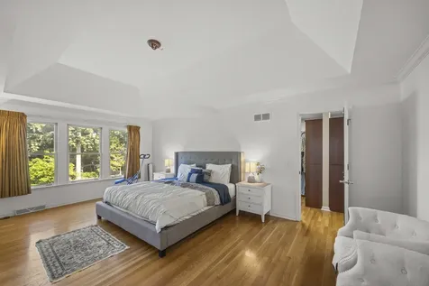 2103 Nachtman Court Wheaton IL 60187