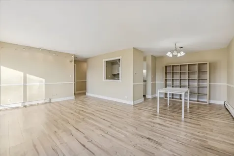 1041 North Mill Street Naperville IL 60563