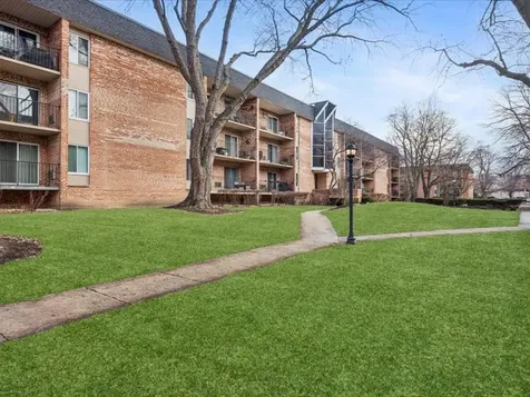 1041 North Mill Street Naperville IL 60563
