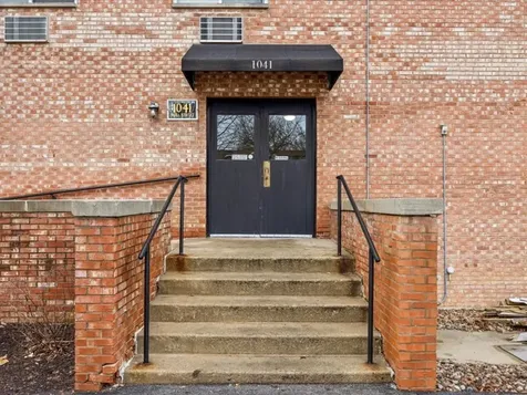 1041 North Mill Street Naperville IL 60563