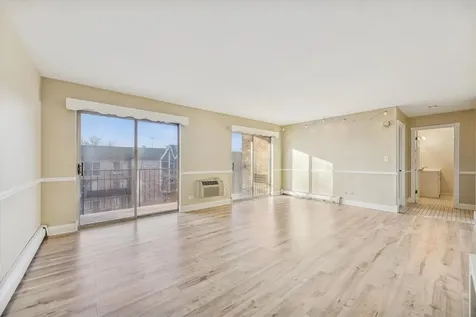 1041 North Mill Street Naperville IL 60563