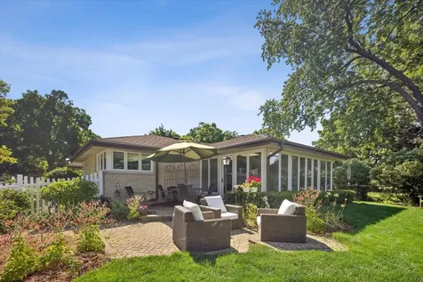 116 East Adams Street Elmhurst IL 60126