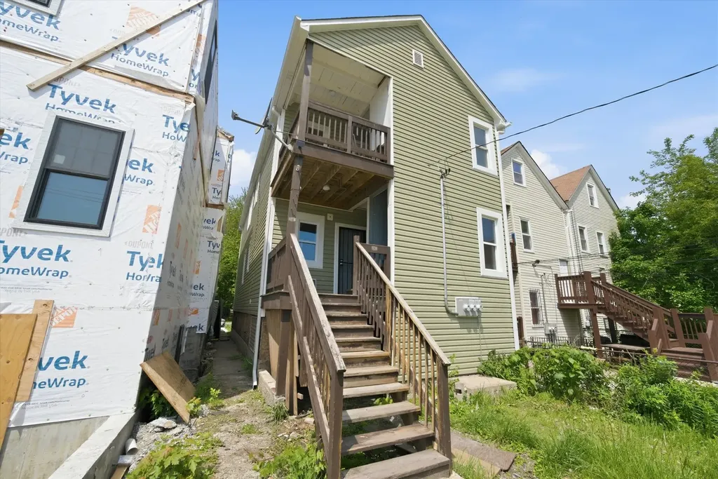 8739 South Colfax Avenue Chicago IL 60617