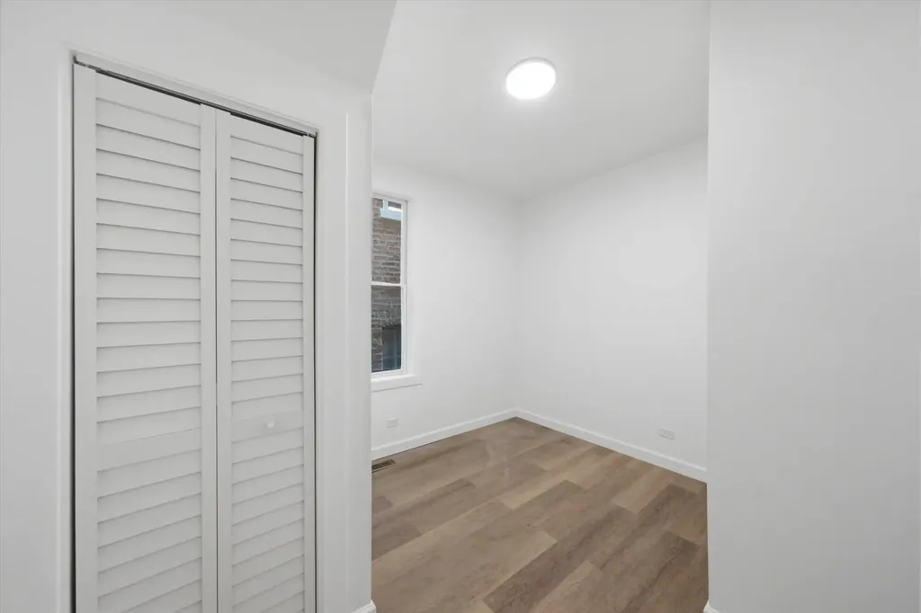 8739 South Colfax Avenue Chicago IL 60617