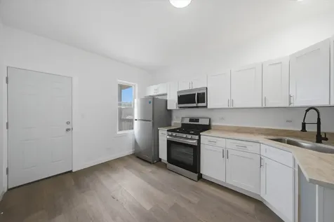 8739 South Colfax Avenue Chicago IL 60617
