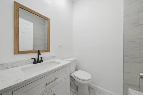 8739 South Colfax Avenue Chicago IL 60617