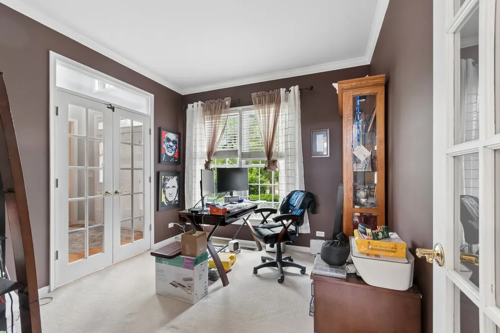 3744 Highknob Circle Naperville IL 60564