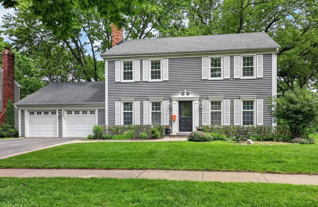 305 Tanglewood Lane Naperville IL 60563