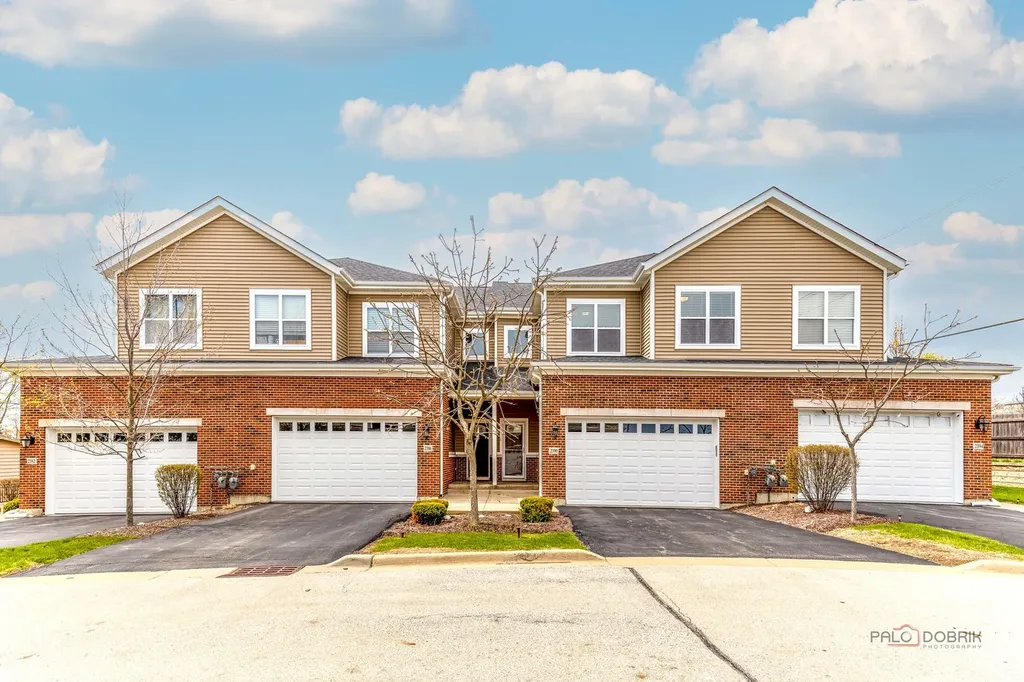 2390 North Newberry Lane Palatine IL 60074