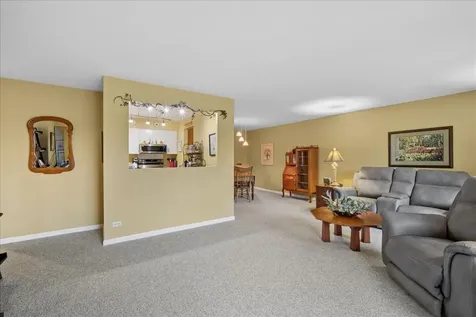 1515 East Central Road Arlington Heights IL 60005