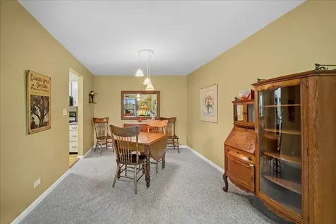 1515 East Central Road Arlington Heights IL 60005