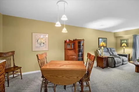 1515 East Central Road Arlington Heights IL 60005