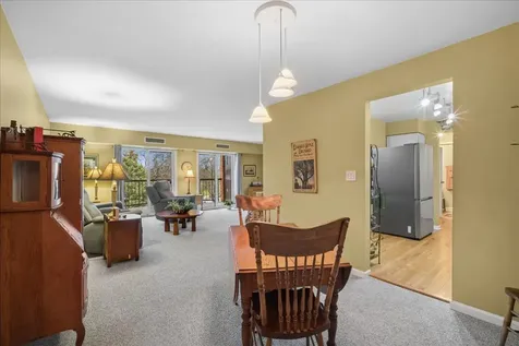 1515 East Central Road Arlington Heights IL 60005