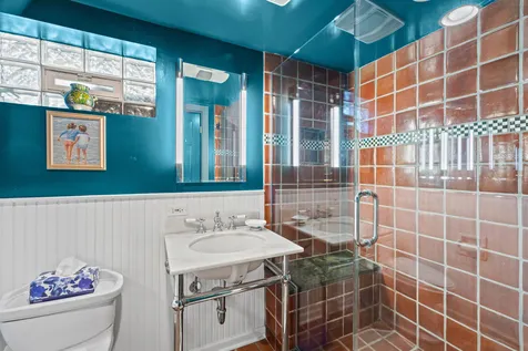 2738 West Fitch Avenue Chicago IL 60645