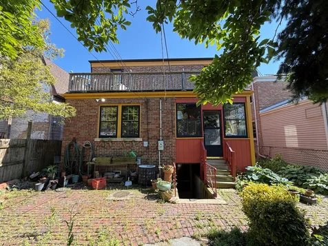 2738 West Fitch Avenue Chicago IL 60645