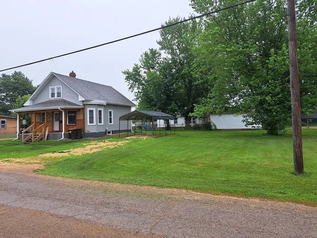 2003 6TH Street Fulton IL 61252