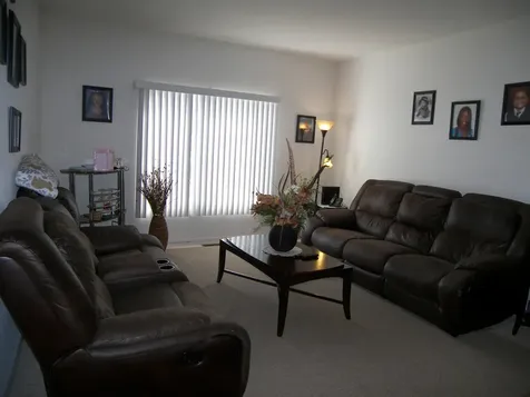 132 Enclave Circle Bolingbrook IL 60440