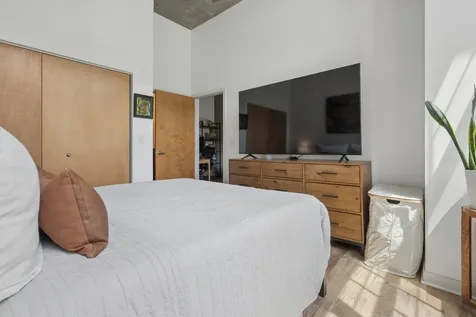 3963 West Belmont Avenue Chicago IL 60618