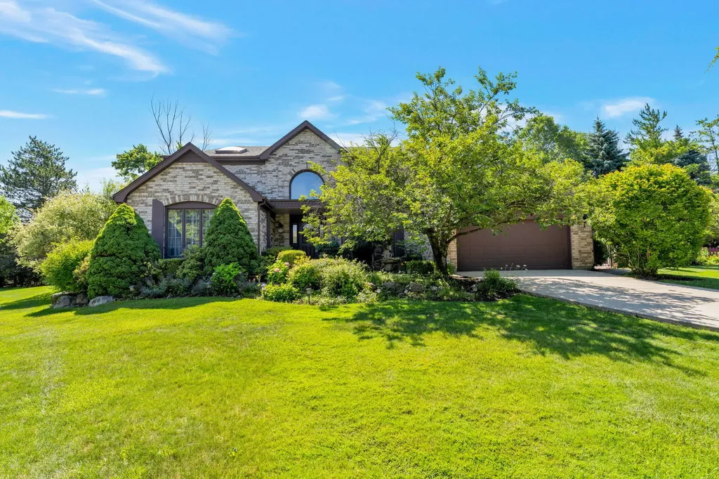2135 Phillips Drive Glenview IL 60026