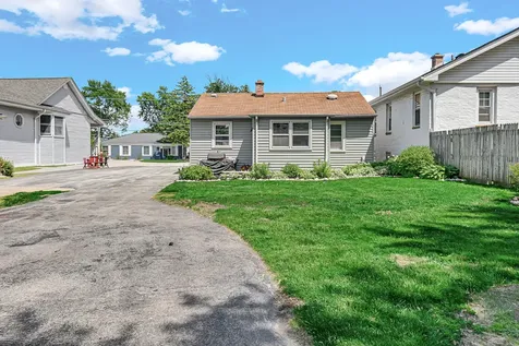 17936 Hickory Street Lansing IL 60438