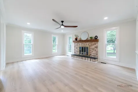 408 West Foxdale Lane Arlington Heights IL 60004