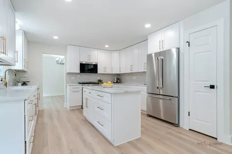 408 West Foxdale Lane Arlington Heights IL 60004