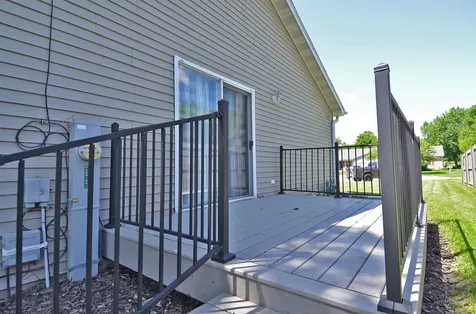 2122 Fox Chase Drive Ottawa IL 61350