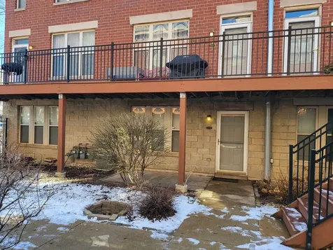 2403 West Flournoy Street Chicago IL 60612