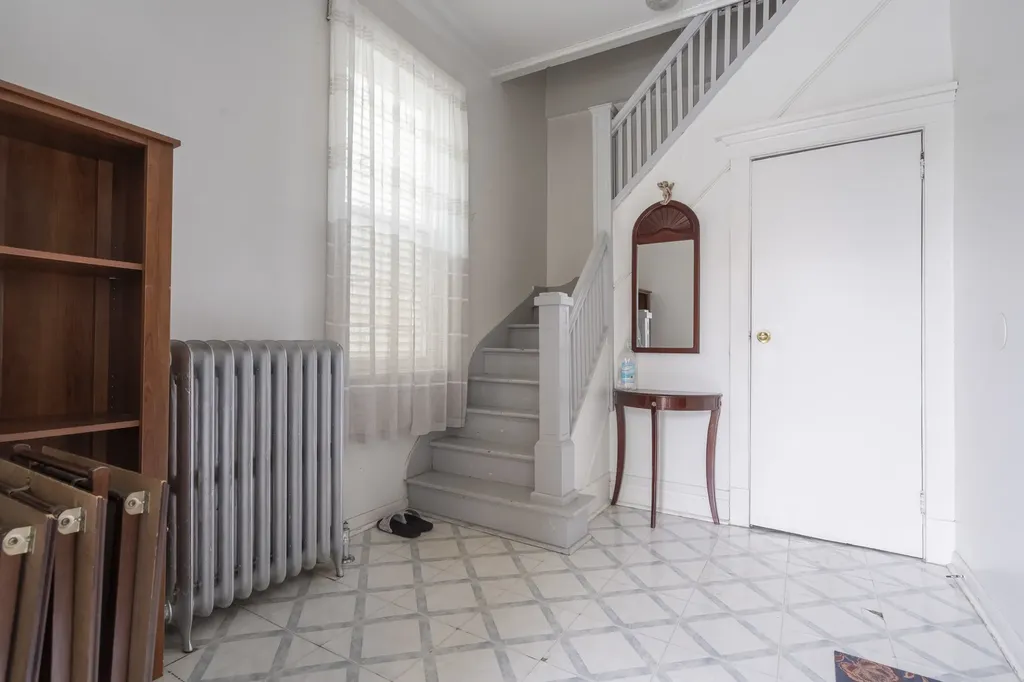 2221 North Keeler Avenue Chicago IL 60639